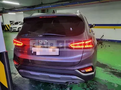 Photo 1 of 9: 2019 Hyundai Santa Fe, VIN KMHS381BBLU201216 — Korean insurance auction