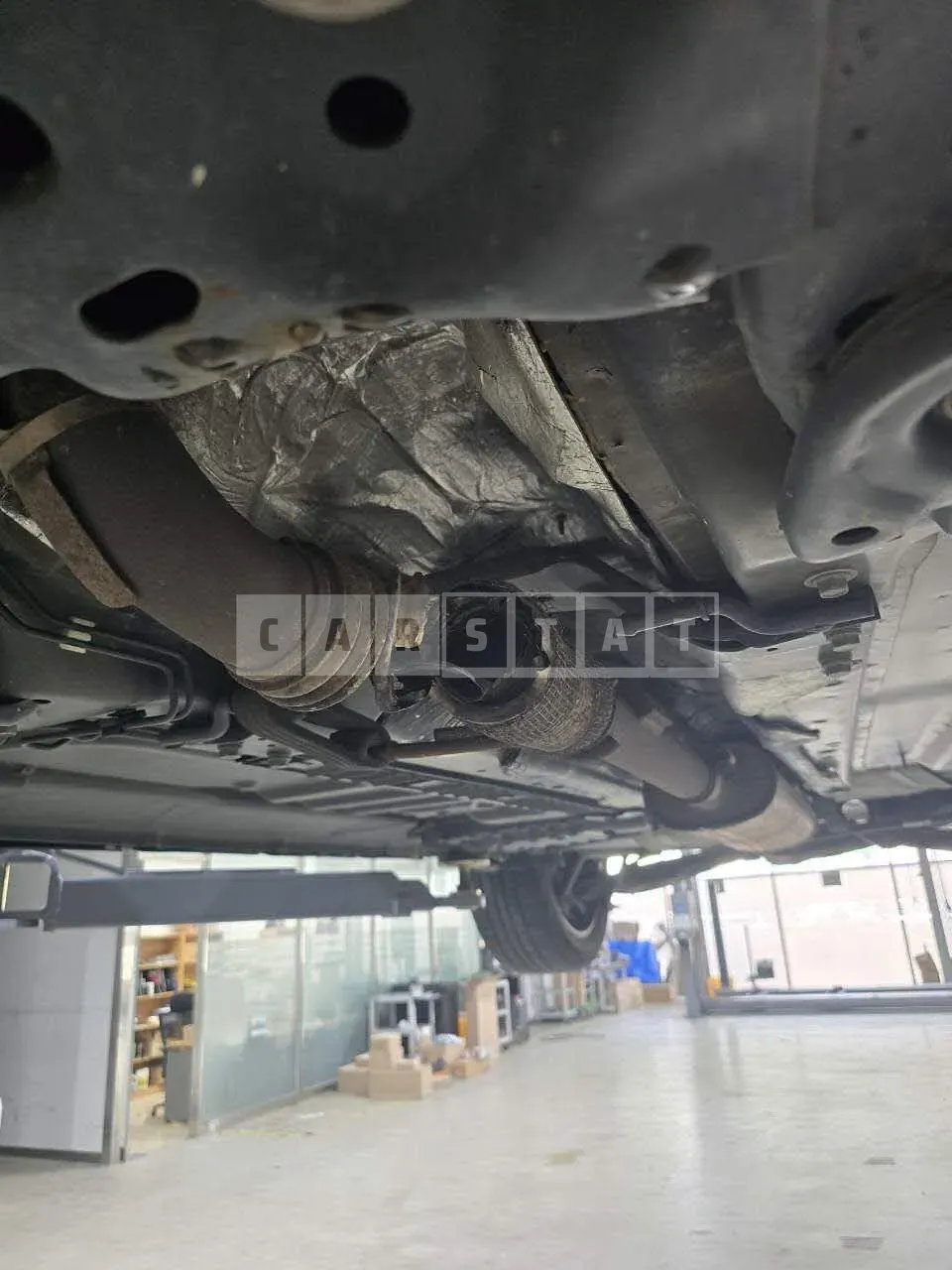 Photo 2 of 11: 2015 Ford Taurus, VIN 1FAHP2F9XFG117378 — Korean insurance auction