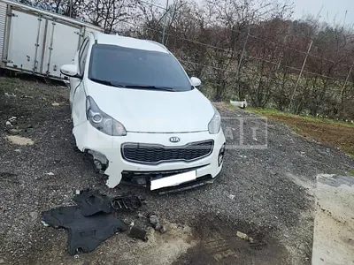 Photo 1 of 14: 2018 Kia Sportage, VIN KNAPR813BJK477582 — Korean insurance auction