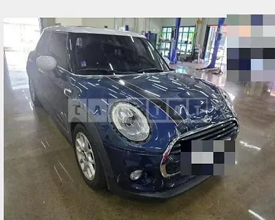 Photo 1 of 29: 2016 MINI Cooper D — Korean insurance auction