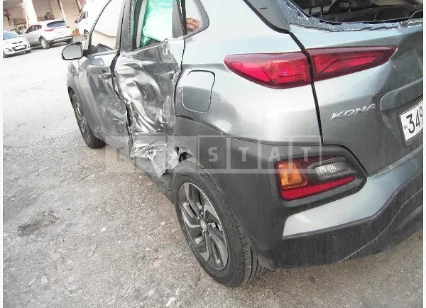 Photo 2 of 9: 2020 Hyundai Kona — Korean insurance auction