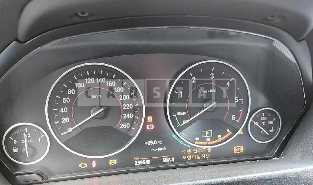 Photo 2 of 22: 2015 BMW 320d, VIN WBA3D3103FK584907 — Korean insurance auction