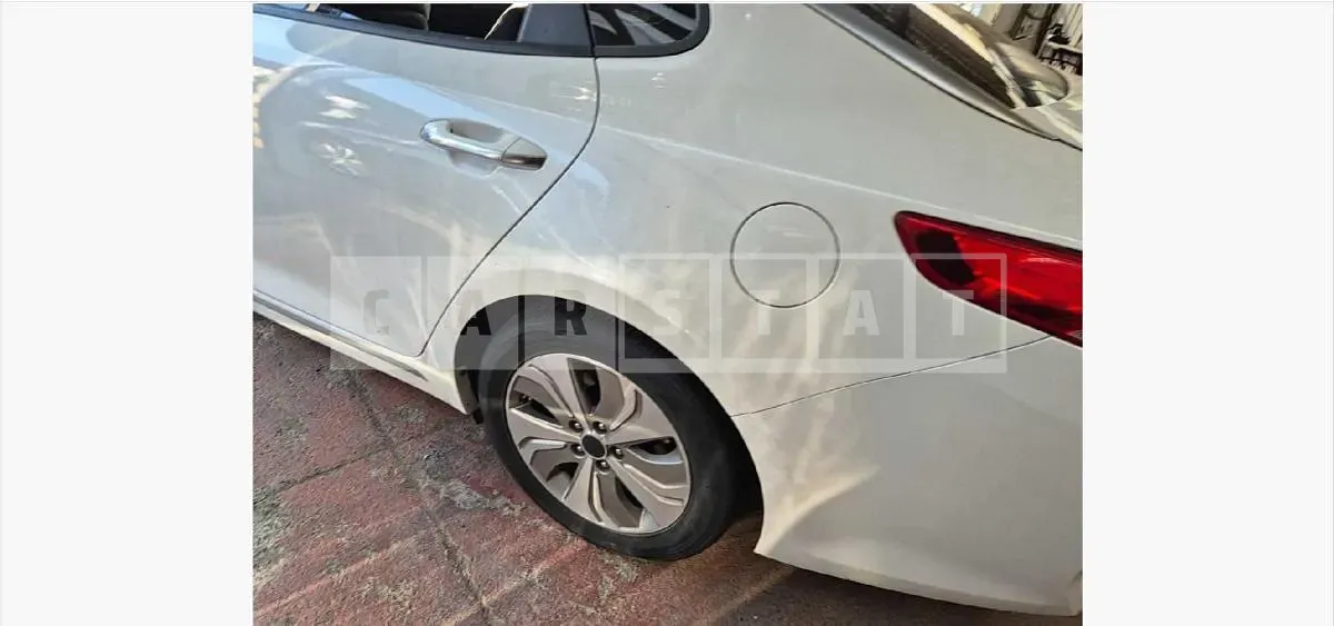 Photo 2 of 34: 2016 Kia K5 2.0 (Hybrid) — Korean insurance auction