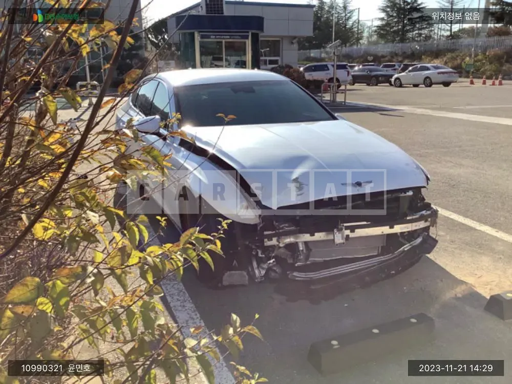 Photo 2 of 23: 2023 Genesis G80, VIN KMTGB41CDRU210307 — Korean insurance auction