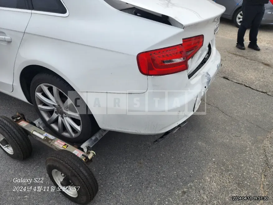 Photo 2 of 11: 2015 Audi A4 30 TDI — Korean insurance auction