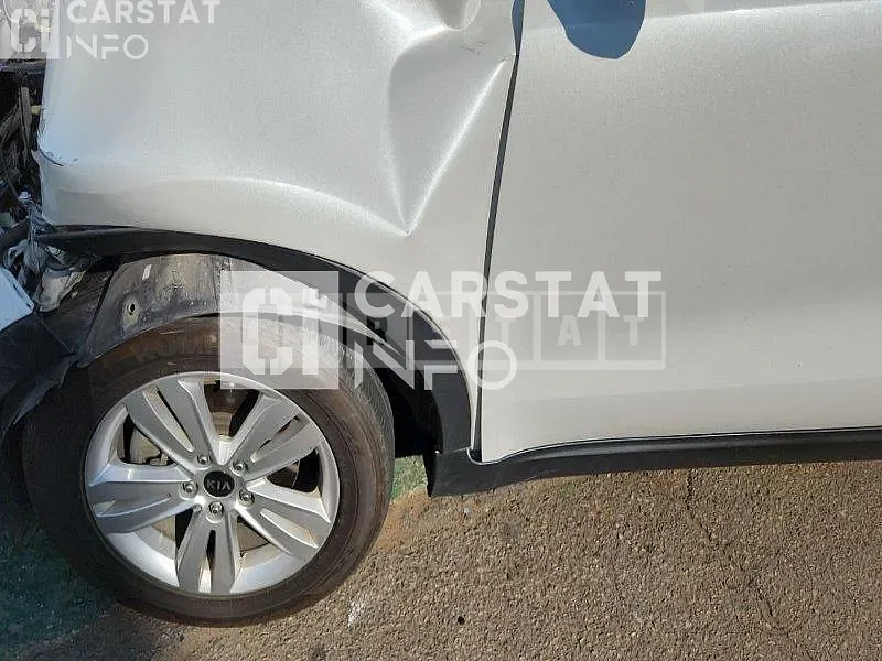 Photo 2 of 15: 2018 Kia Sportage 1.7, VIN KNAPN815GJK500758 — Korean insurance auction
