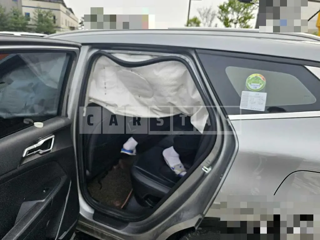 Photo 2 of 11: 2022 Kia Sportage LPG — Korean insurance auction
