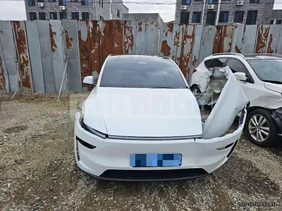 Photo 1 of 13: 2025 Tesla Model Y RWD — Korean insurance auction