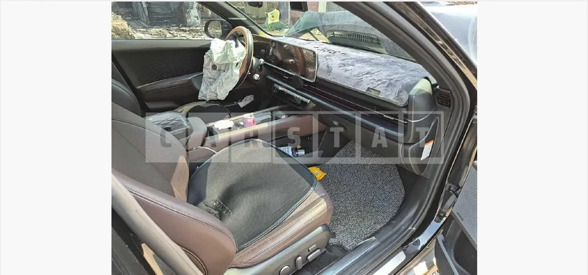 Photo 2 of 10: 2022 Hyundai IONIQ 6 Long Range — Korean insurance auction