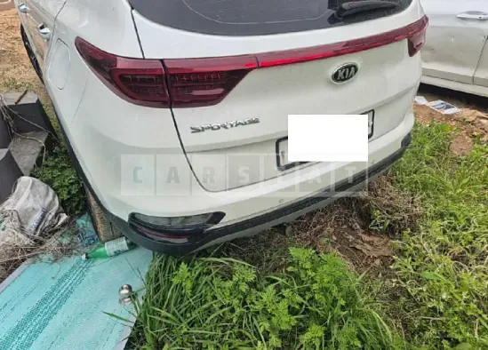 Photo 2 of 11: 2019 Kia Sportage — Korean insurance auction