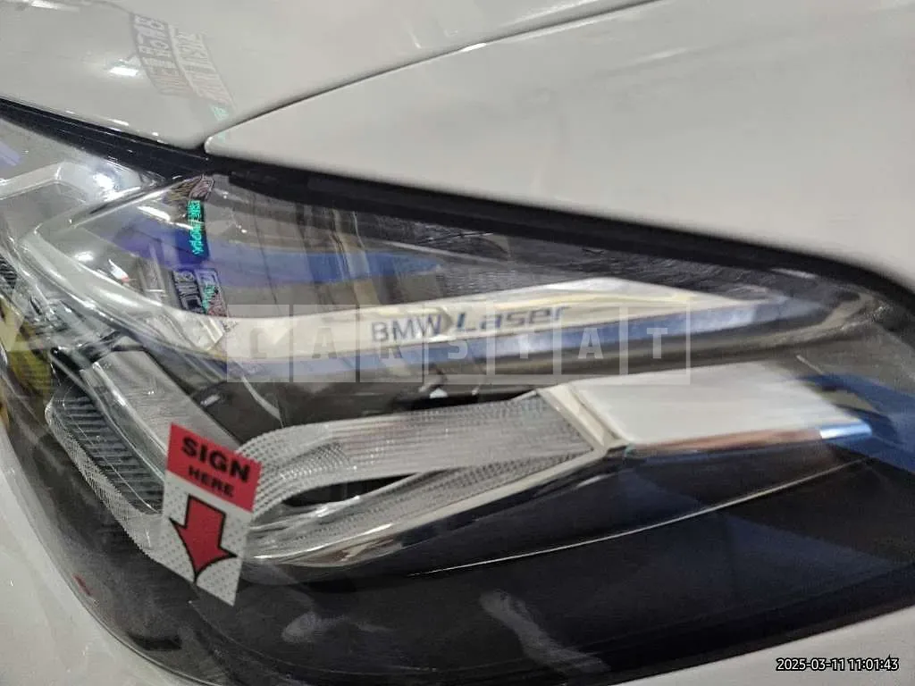Photo 3 of 3: 2022 BMW (parts) 530i xDrive Headlamp — Korean insurance auction