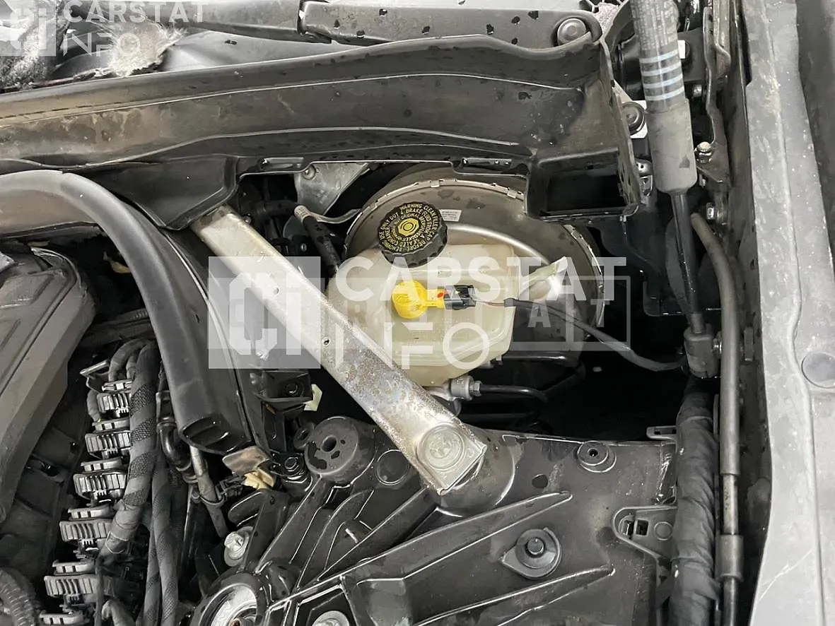 Photo 2 of 62: 2020 BMW 530i M Sport Package, VIN WBAJR5105LWW73970 — Korean insurance auction