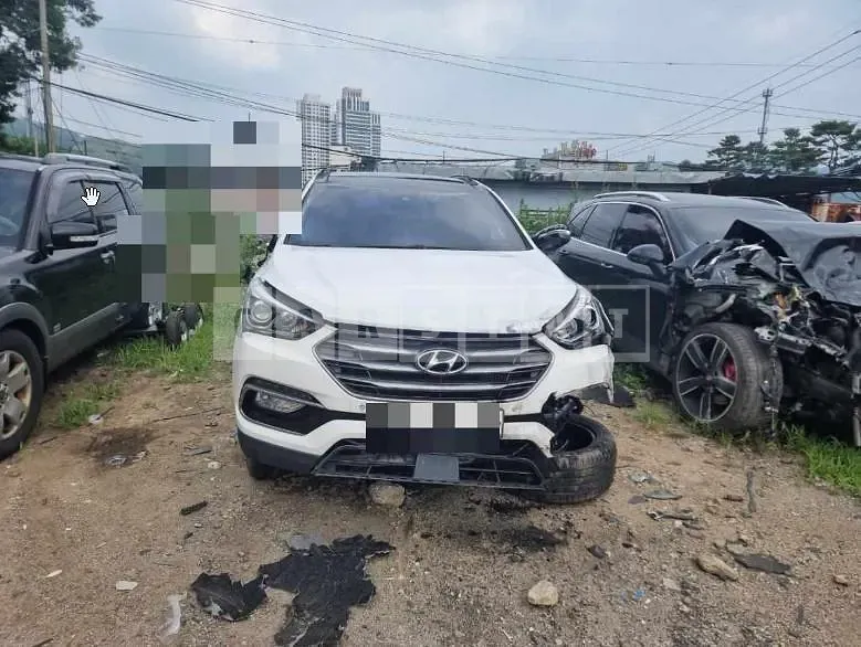 Photo 2 of 14: 2016 Hyundai Santa Fe DM 4WD — Korean insurance auction