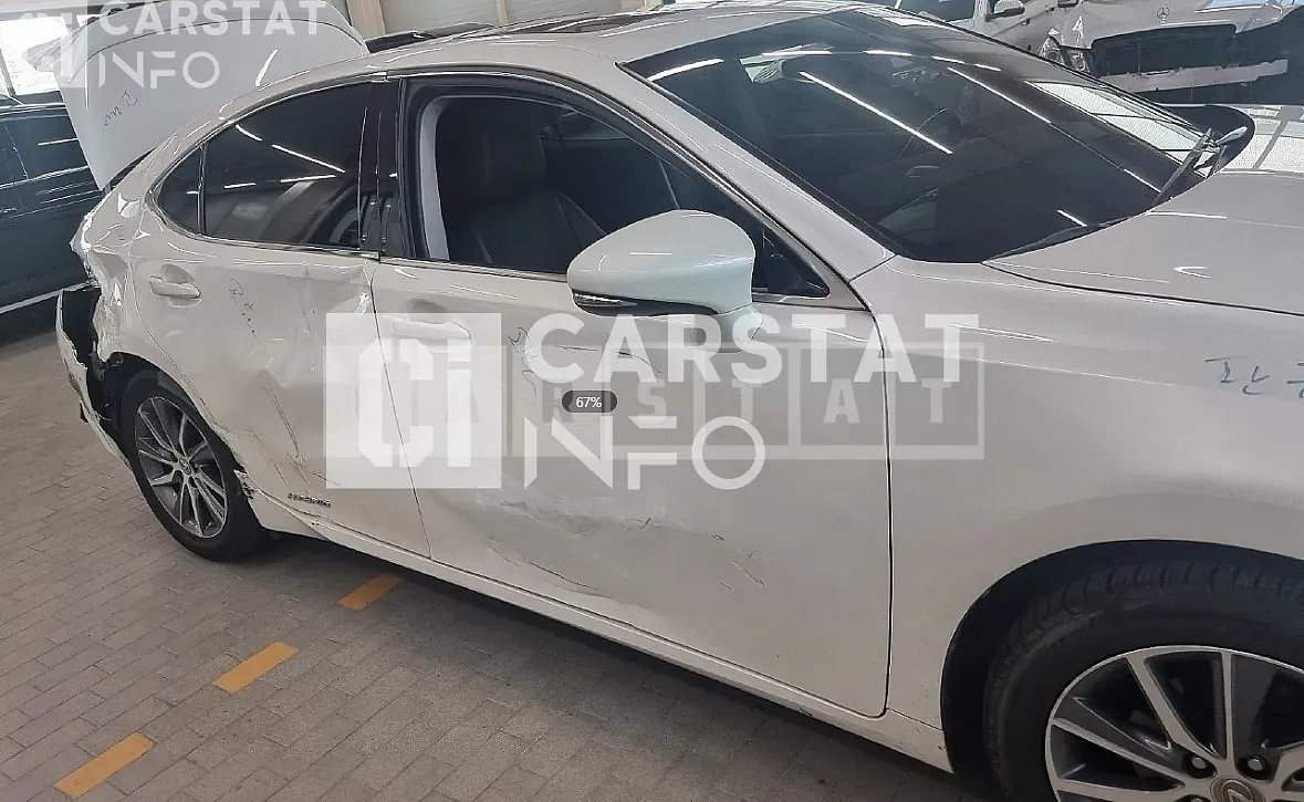 Photo 2 of 22: 2016 Lexus ES300h — Korean insurance auction