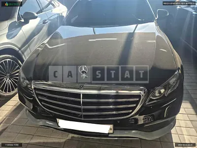 Photo 1 of 14: 2019 Mercedes-Benz E 300 e, VIN WDDZF5DB0KA674408 — Korean insurance auction