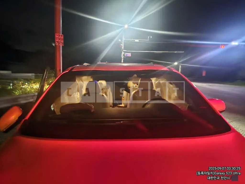 Photo 2 of 8: 2015 Kia Carnivals — Korean insurance auction