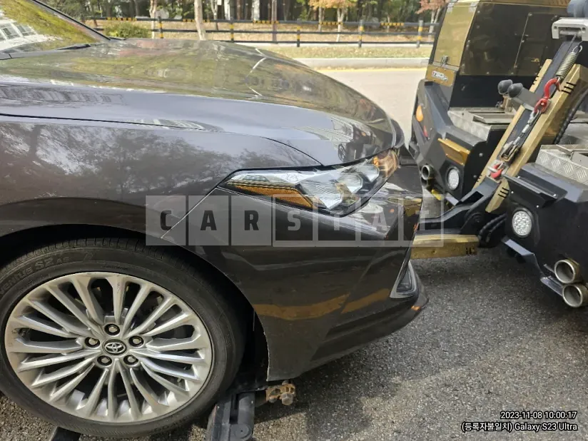 Photo 2 of 15: 2019 Toyota Avalon Hybrid — Korean insurance auction