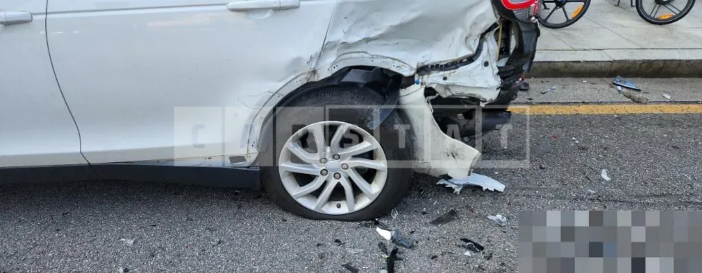 Photo 2 of 52: 2018 Land Rover Discovery Sport 2.0d — Korean insurance auction