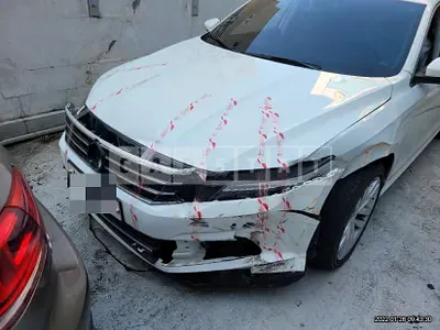 Photo 1 of 38: 2018 Volkswagen Passat 2.0 TSI, VIN 1VWZZZA3ZJC039049 — Korean insurance auction