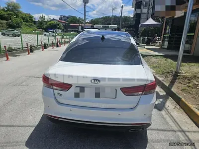 Photo 1 of 15: 2016 Kia K5 2.0 — Korean insurance auction