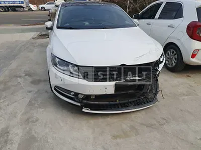Photo 1 of 11: 2015 Volkswagen CC 2.0 TDI Blue Motion, VIN WVWZZZ3CZFE814024 — Korean insurance auction