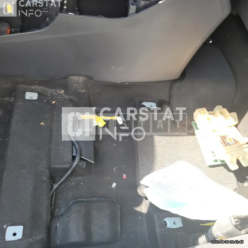 Photo 2 of 18: 2017 Hyundai Modern Ionic Electric, VIN KMHC051HFHU008258 — Korean insurance auction