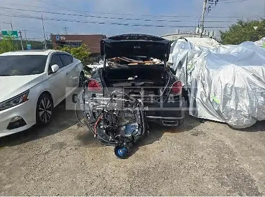 Photo 2 of 12: 2020 Kia K9 AWD — Korean insurance auction