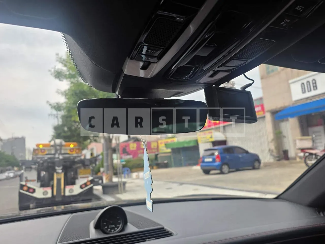 Photo 2 of 30: 2018 Porsche Panamera 4, VIN WP0AA297XJL108493 — Korean insurance auction