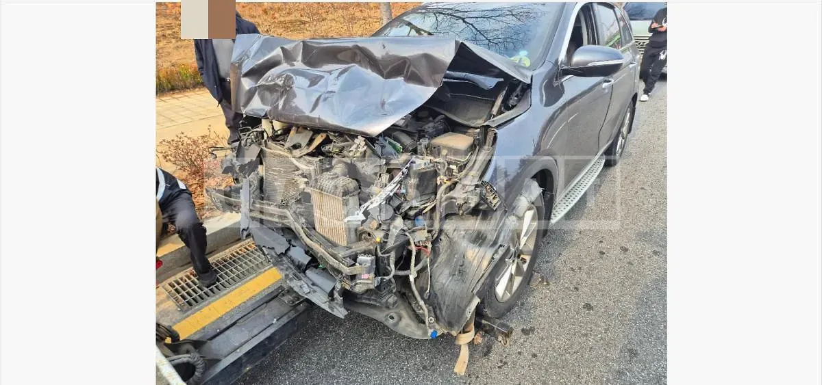 Photo 2 of 7: 2016 Kia Sorento — Korean insurance auction
