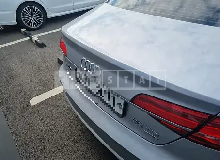 Photo 2 of 25: 2015 Audi A8 60 TDI quattro, VIN WAUZZZ4HXFN037468 — Korean insurance auction