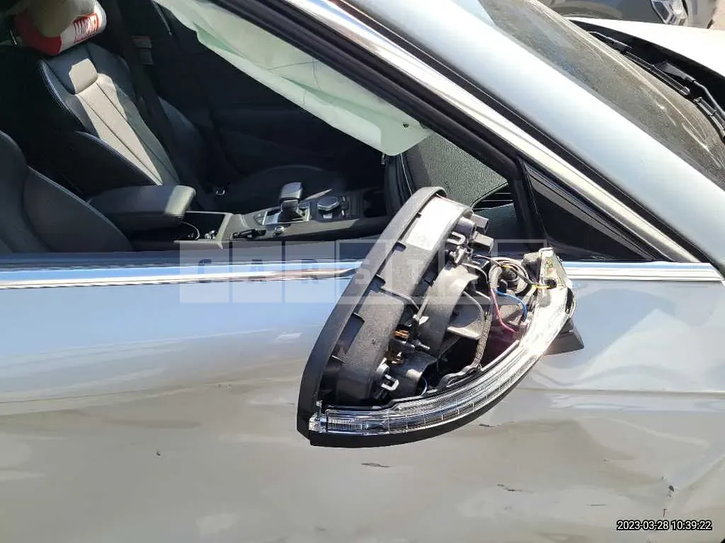 Photo 2 of 30: 2019 Audi A4 40 TFSI, VIN WAUZZZF4XKN022604 — Korean insurance auction