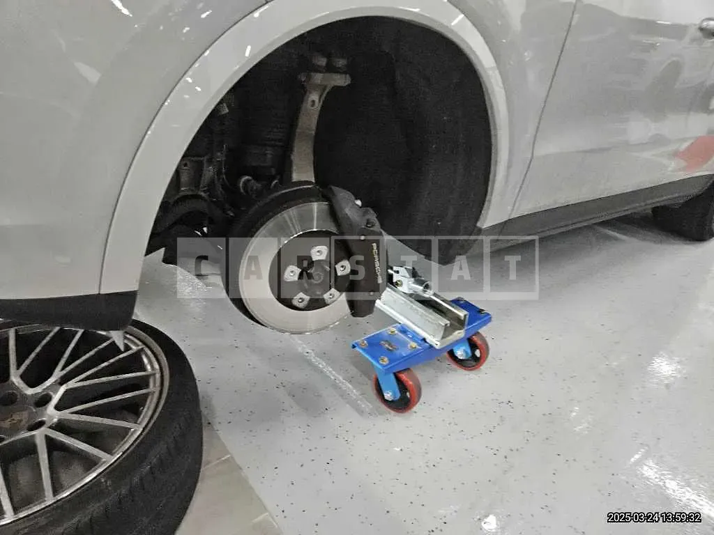 Photo 2 of 13: 2022 Porsche Cayenne Coupe (5-Seater) — Korean insurance auction
