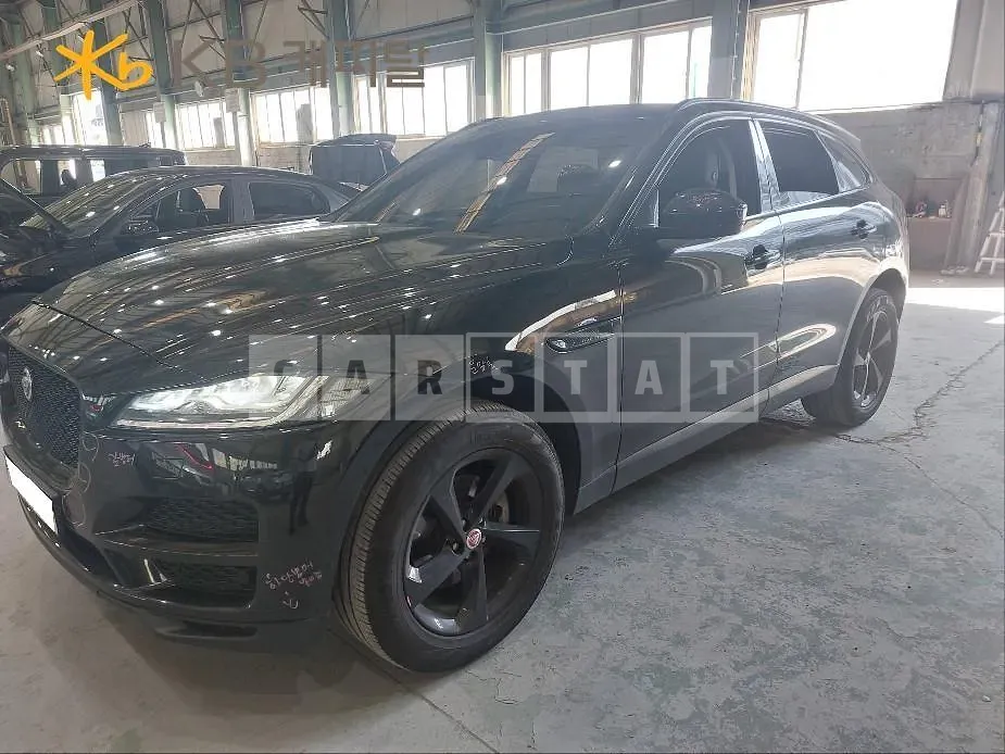 Photo 2 of 23: 2019 Jaguar F-Pace 20d AWD, VIN SADCA2BN2KA357888 — Korean insurance auction