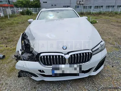 Photo 1 of 16: 2022 BMW 520i — Korean insurance auction