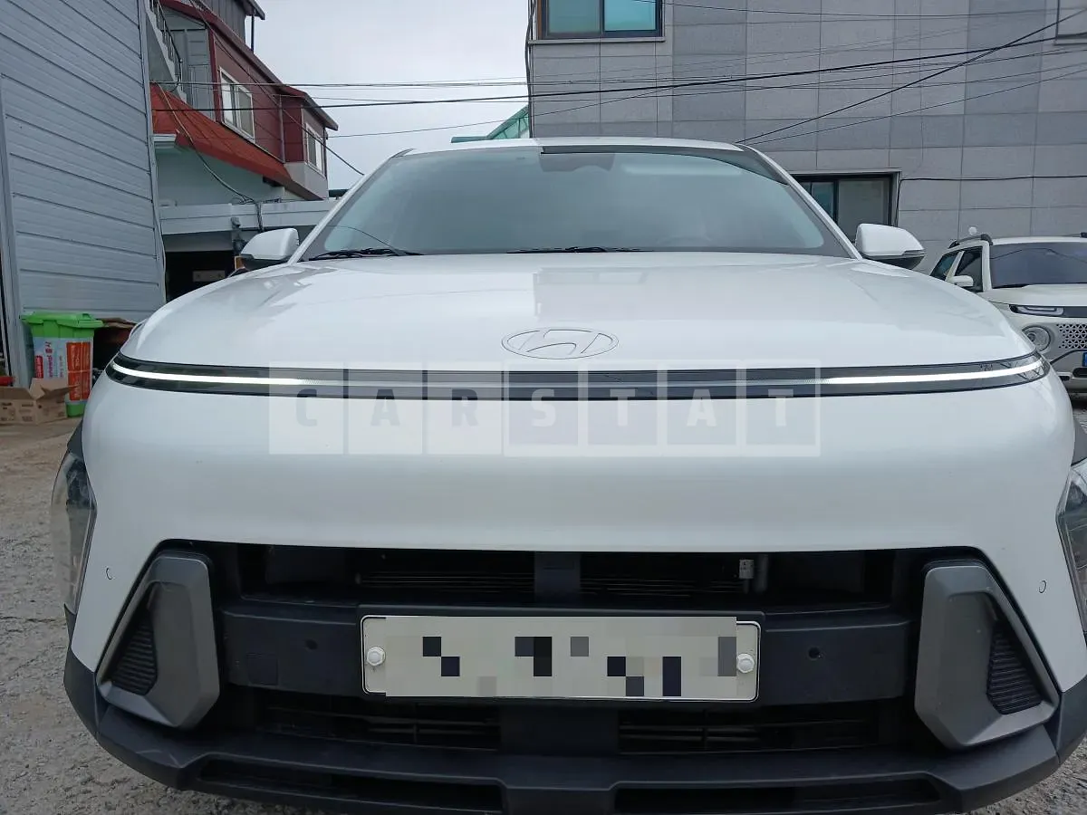 Photo 2 of 6: 2023 Hyundai Kona — Korean insurance auction