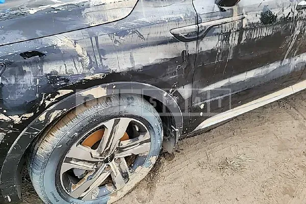 Photo 2 of 7: 2022 Kia Sorento, VIN KNARL81GBNA095448 — Korean insurance auction