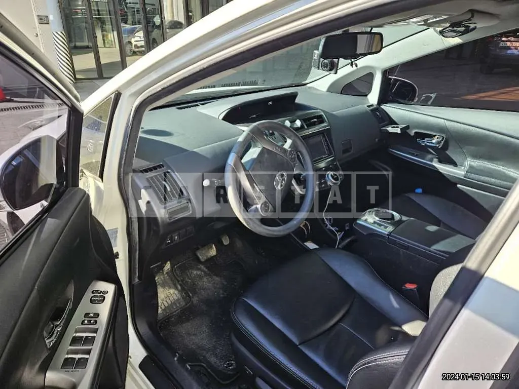 Photo 2 of 14: 2016 Toyota Prius In, VIN JTDZN3EU2GJ051428 — Korean insurance auction
