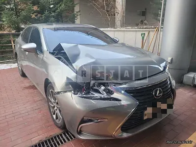 Photo 1 of 21: 2016 Lexus ES300h, VIN JTHBW1GG2G2117592 — Korean insurance auction