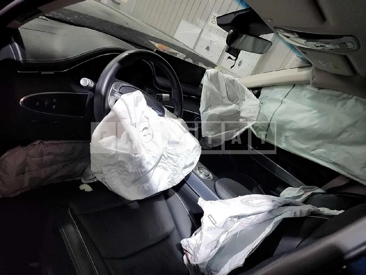 Photo 2 of 11: 2021 Genesis GV70 — Korean insurance auction