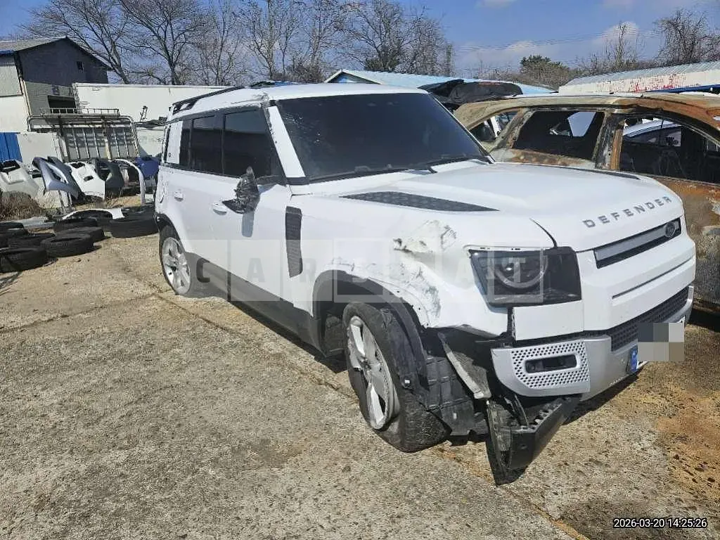 Photo 2 of 15: 2023 Land Rover Defender 110 D300 — Korean insurance auction