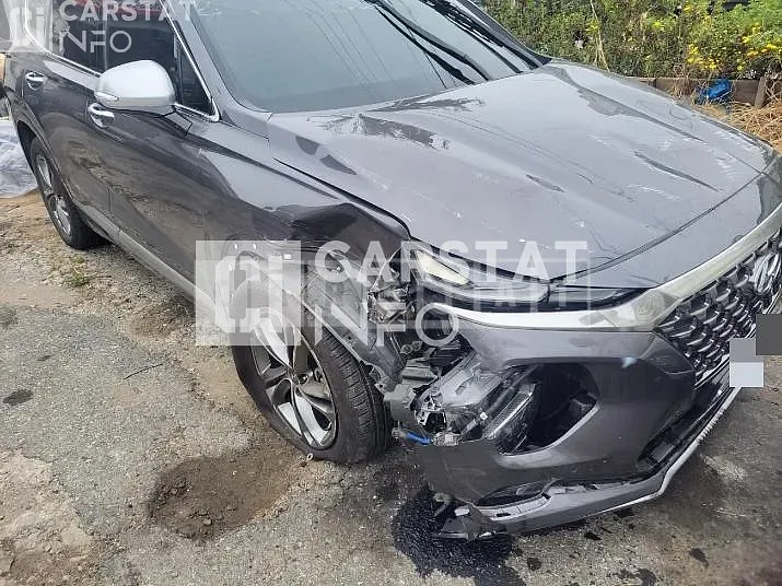 Photo 2 of 22: 2018 Hyundai Santa Fe Diesel 2.0 — Korean insurance auction