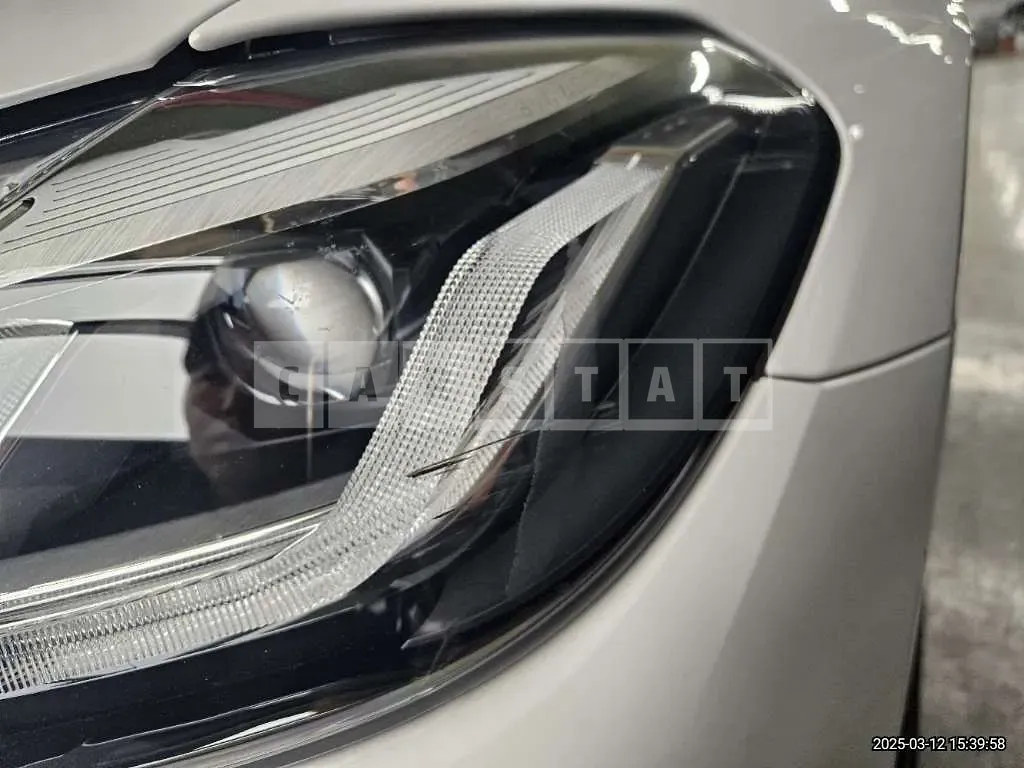 Photo 2 of 2: 2022 BMW (parts) 520i Headlights — Korean insurance auction