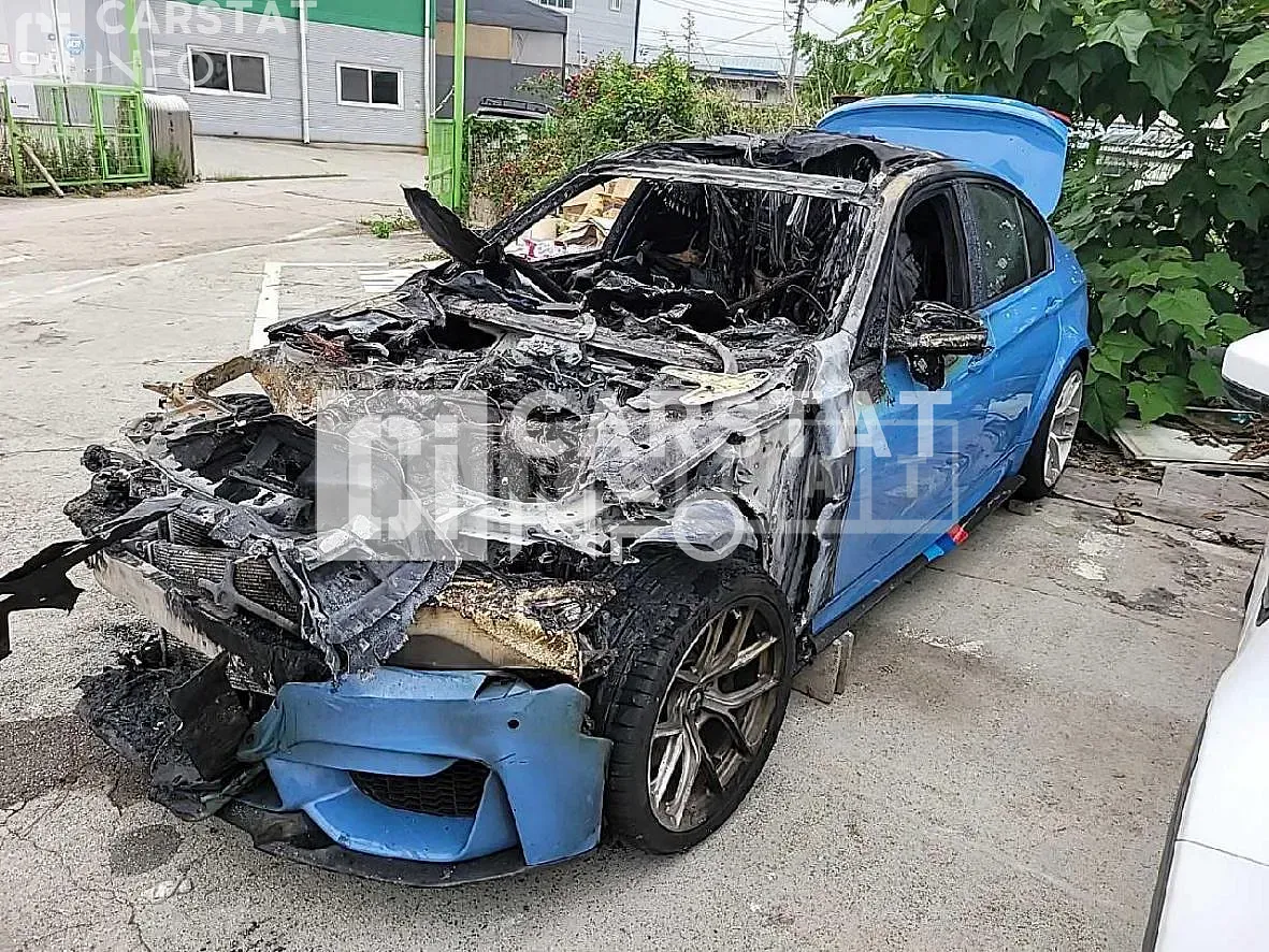 Photo 2 of 20: 2015 BMW Bag With, VIN WBS3C9103FP708856 — Korean insurance auction