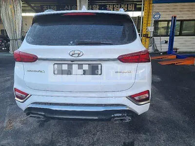 Photo 1 of 29: 2019 Hyundai Sanya Fe, VIN KMHS581CDKU150496 — Korean insurance auction