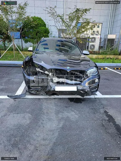 Photo 1 of 14: 2016 BMW X6 xDrive 40d, VIN WBAKV4102G0P74578 — Korean insurance auction
