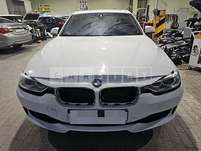 Photo 1 of 26: 2015 BMW 320d, VIN WBA3D3109FK585222 — Korean insurance auction