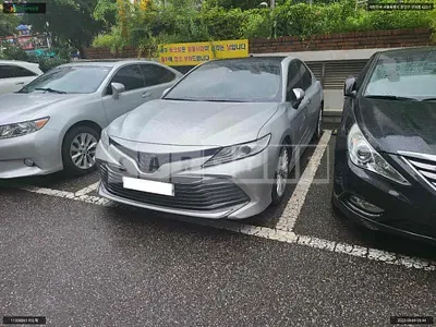 Photo 1 of 18: 2018 Toyota Camry, VIN JTNB11HK4J3073093 — Korean insurance auction