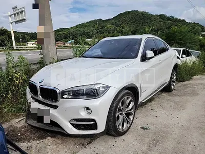 Photo 1 of 34: 2019 BMW X6 xDrive30d WLTP, VIN WBAKV2104KLR94820 — Korean insurance auction