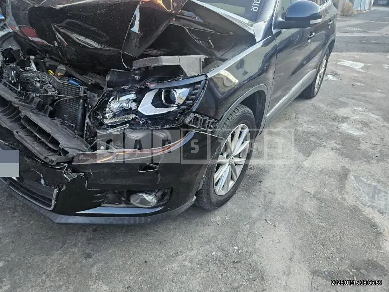 Photo 2 of 34: 2015 Volkswagen Tiguan 2.0 TDI Blue Motion — Korean insurance auction