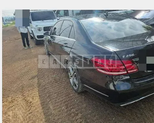 Photo 2 of 15: 2015 Mercedes-Benz E250 BlueTec 4Matic — Korean insurance auction